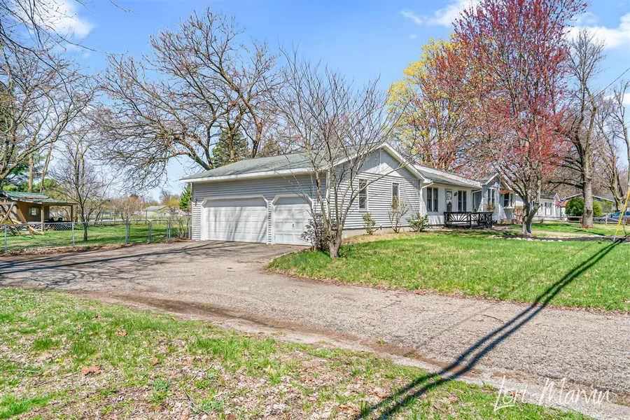 736 Irving, Otsego, MI 49078 - #3