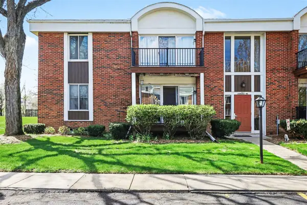 29502 Bobrich #23, Livonia, MI 48152