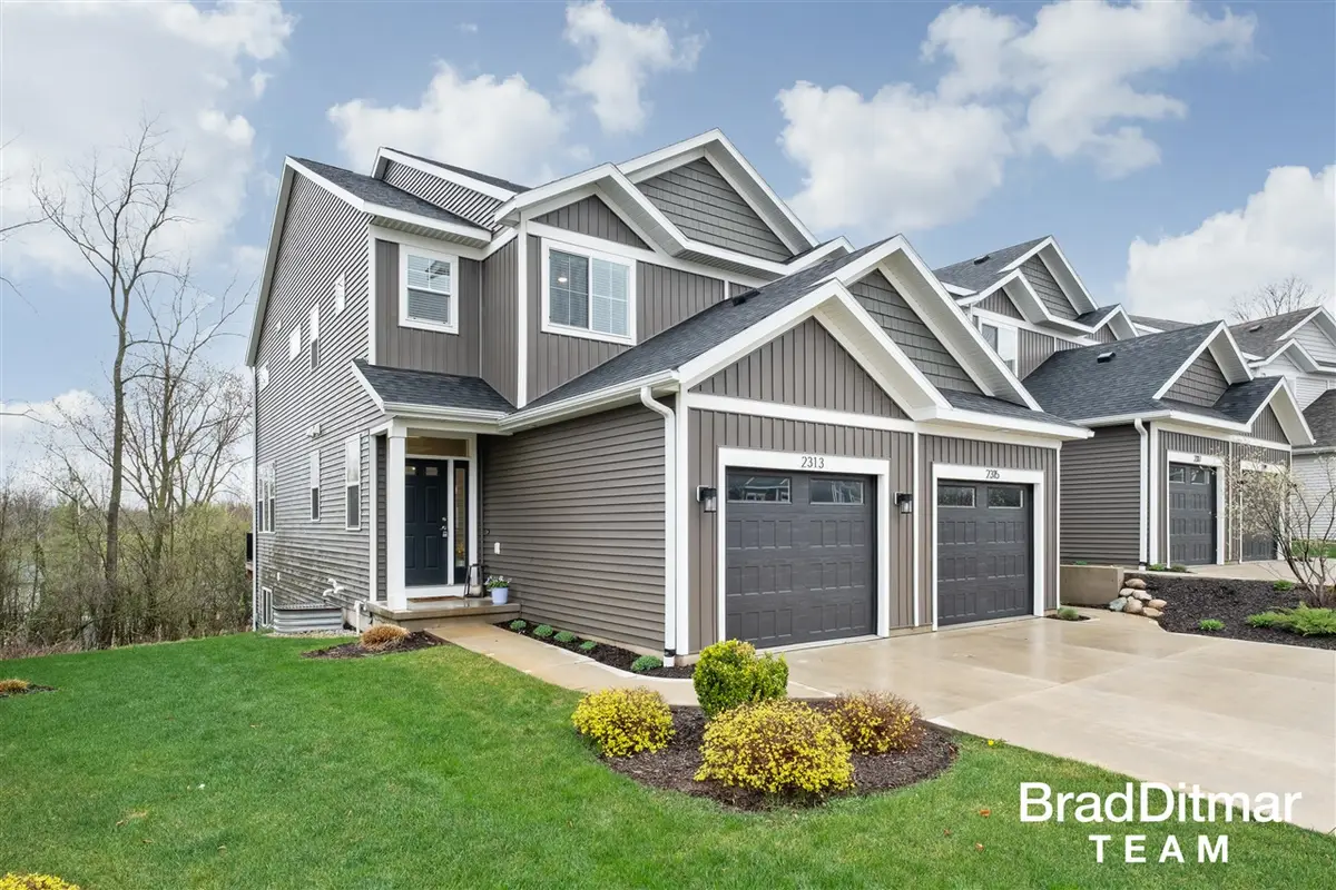 2313 Watertown #22, Grand Rapids, MI 49505 - #1