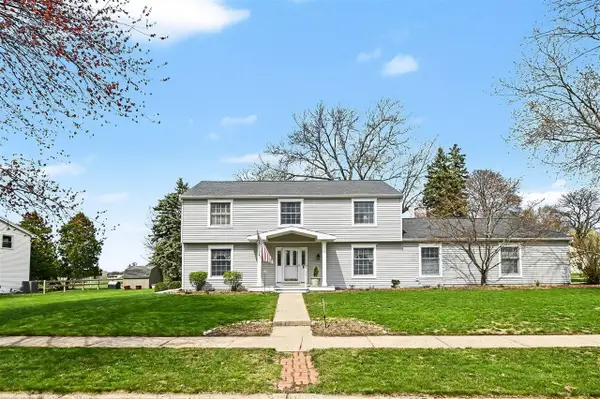 2876 Colony, East Lansing, MI 48823