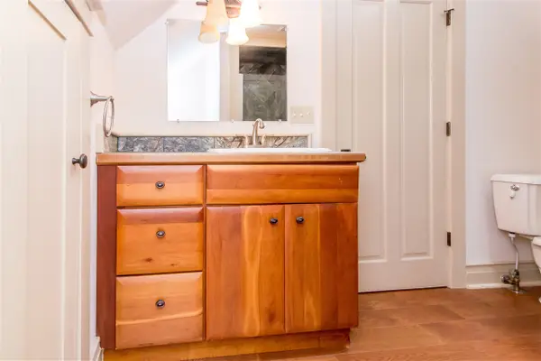 1928 Lorraine, Ann Arbor, MI 48104