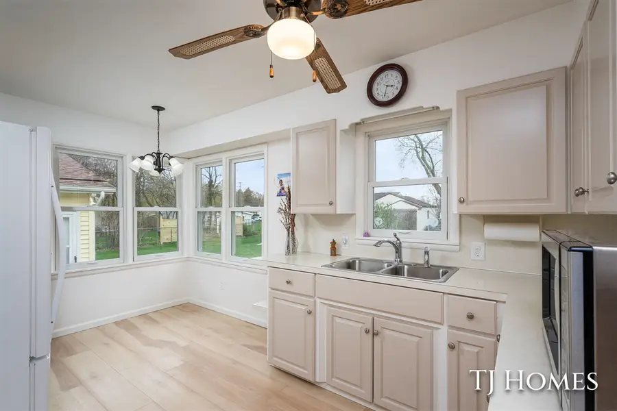 4144 Bell, Grand Rapids, MI 49525 - #3