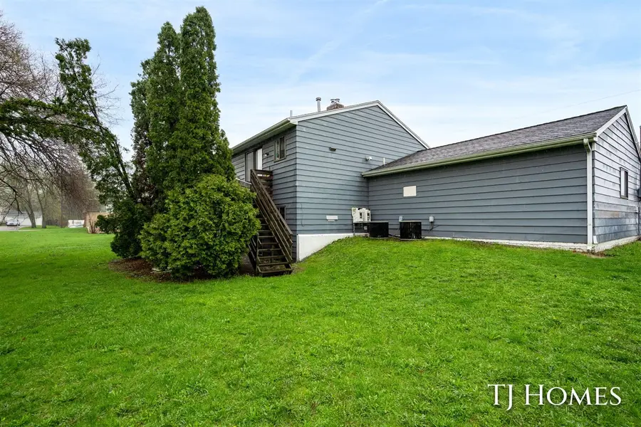 2561-2563 Burton, Grand Rapids, MI 49546 - #3