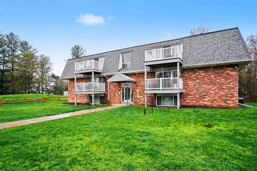 6712 Cascade #15, Grand Rapids, MI 49546 - #3