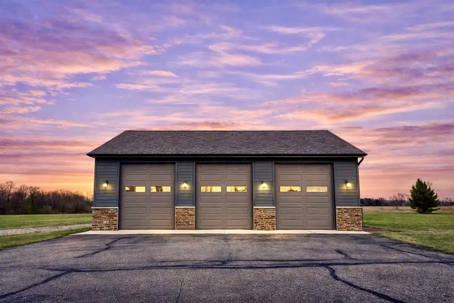 16054 Division, Marshall, MI 49068 - #2