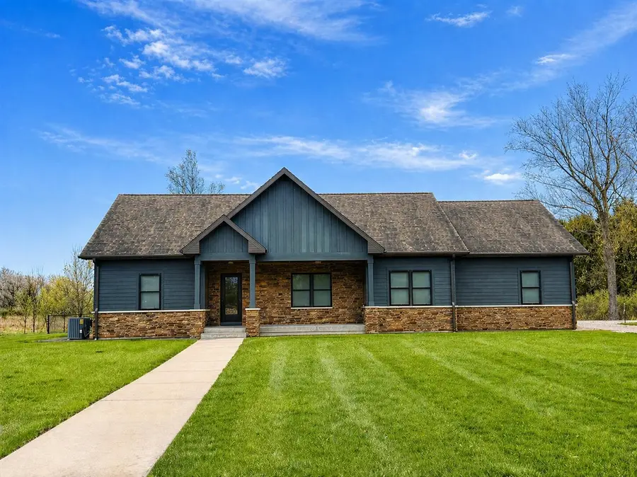 16054 Division, Marshall, MI 49068 - #3