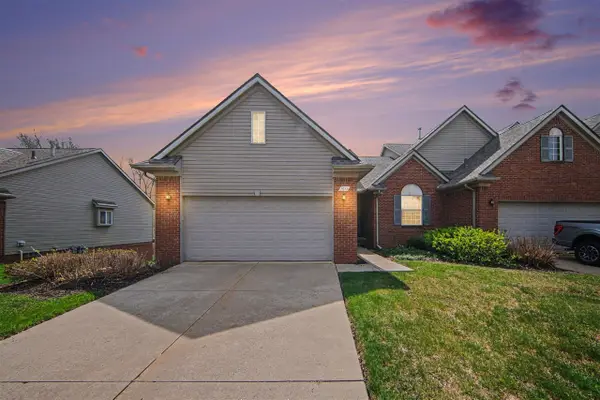 2672 Ambassador, Ypsilanti, MI 48198