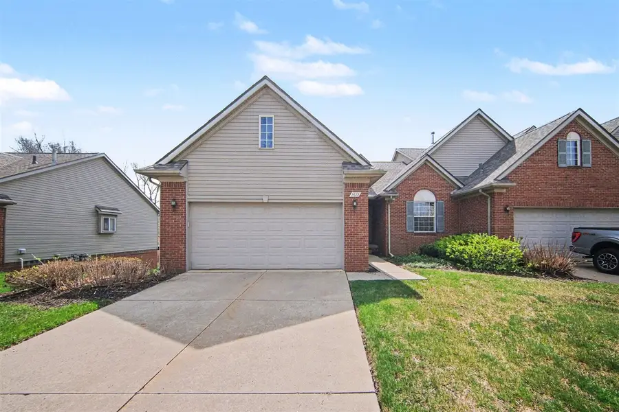 2672 Ambassador, Ypsilanti, MI 48198 - #2