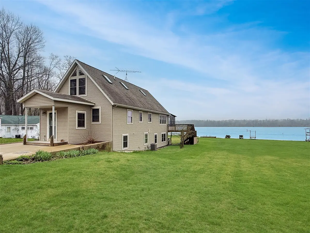 3230 Lakeview, Allegan, MI 49010 - #1