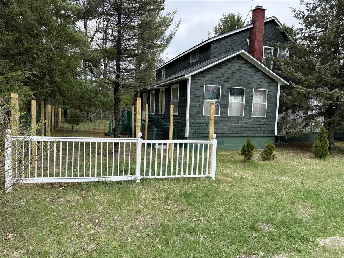 1902 W Ogilvie, Baldwin, MI 49304 - #1