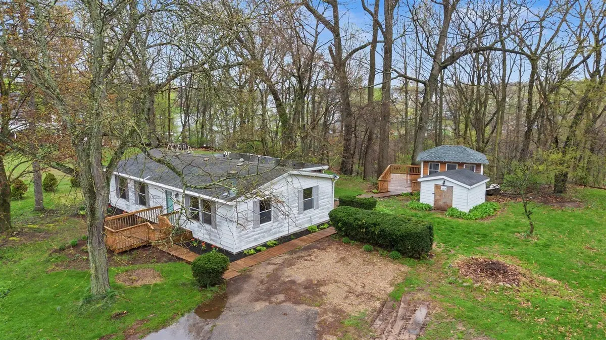33320 Ridenour, Dowagiac, MI 49047 - #1