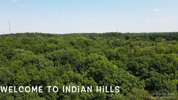 6111 Indian Hills, Ypsilanti, MI 48198