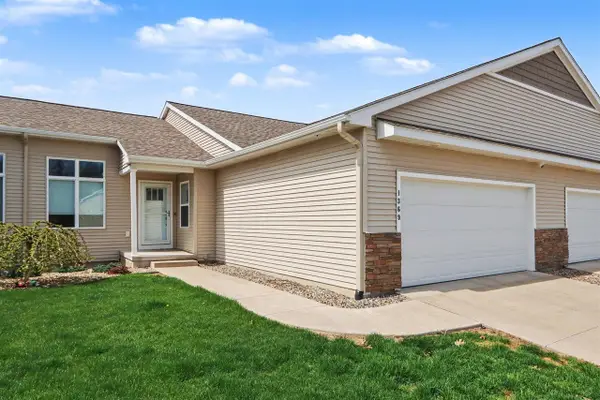 1369 S Village, Kalamazoo, MI 49009