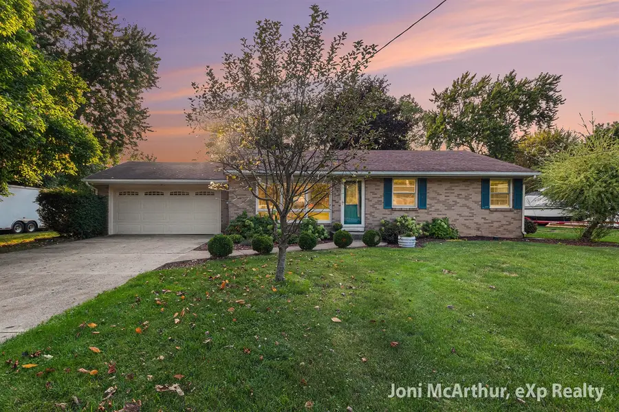 1133 Maplerow, Grand Rapids, MI 49534 - #2