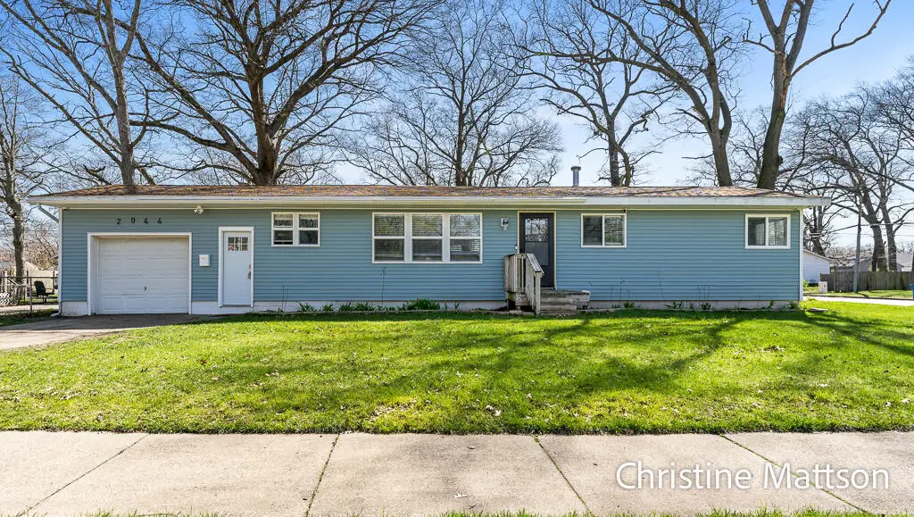 2044 Superior, Muskegon, MI 49444 - #1