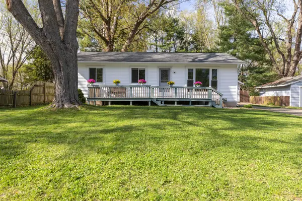 2831 Briarwood, Kalamazoo, MI 49004