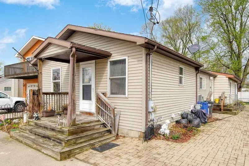 4022 Donnely, Jackson, MI 49201 - #1