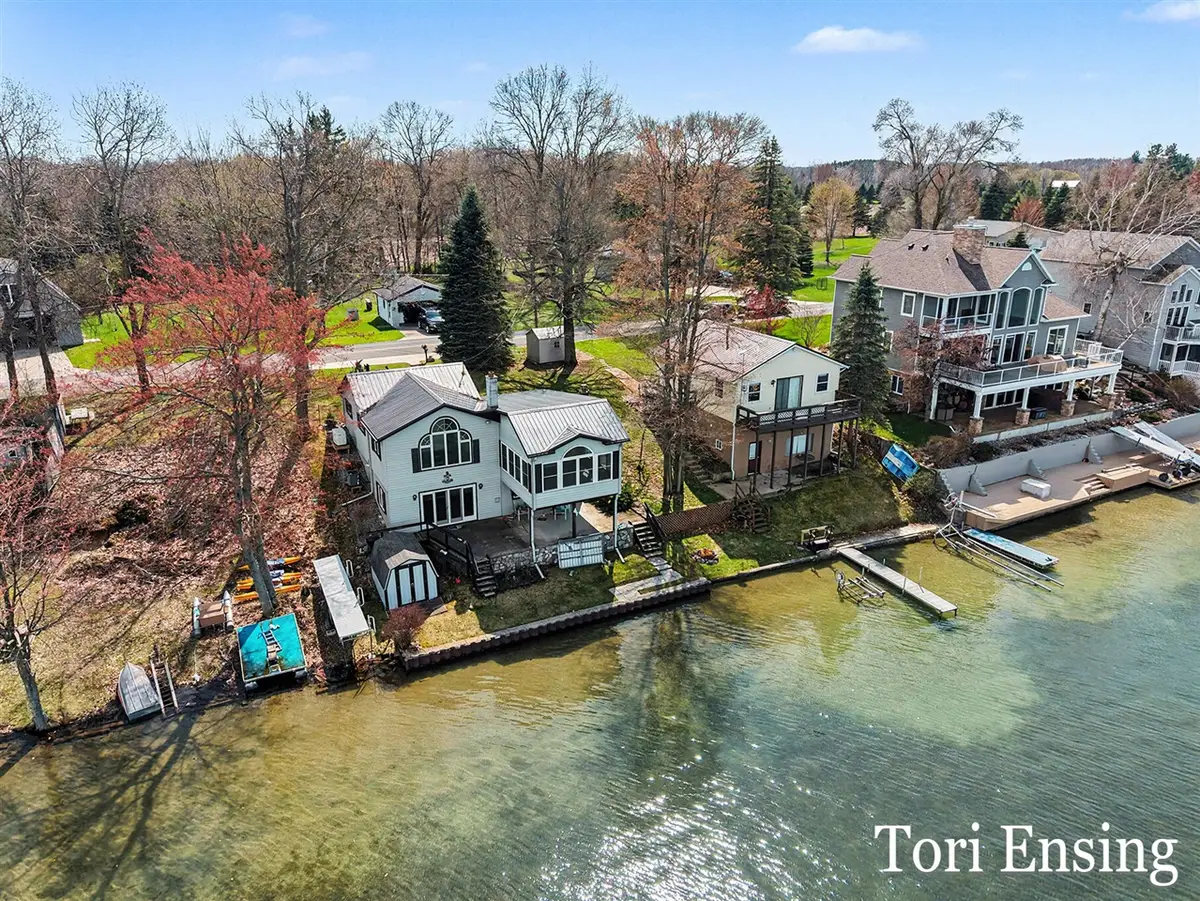 2662 Lakeside, Stanton, MI 48888 - #1