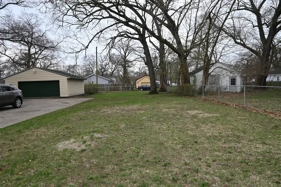 2413 Leahy, Muskegon, MI 49444 - #3