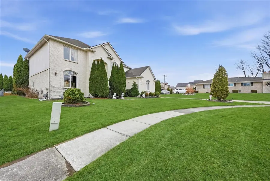 19444 Jack Pine, Macomb, MI 48042 - #2