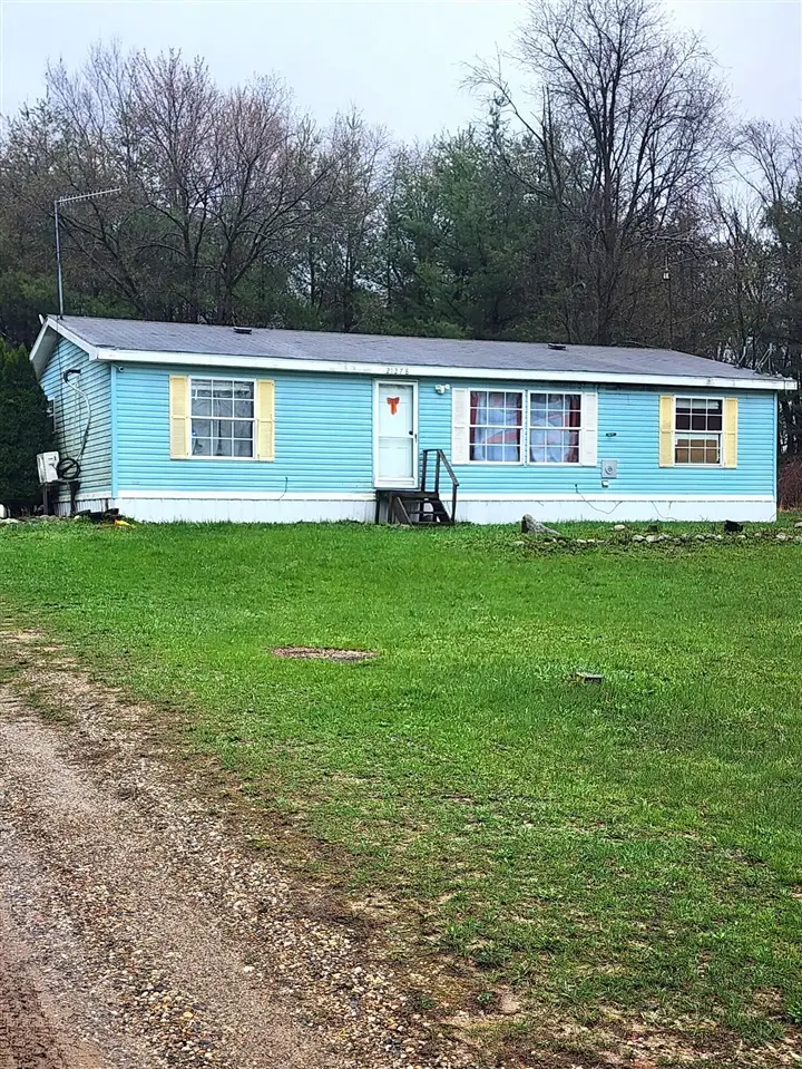 21278 10th, Barryton, MI 49305 - #2