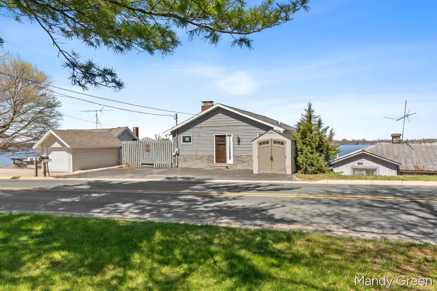 2481 S Shore, Crystal, MI 48818 - #3