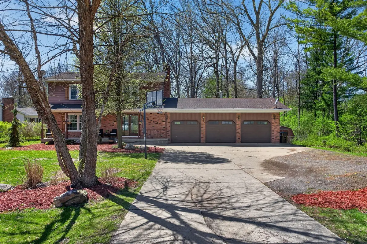 4746 Birch Haven, Jackson, MI 49201 - #1