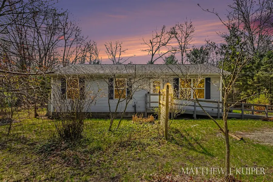 6901 Evanston, Muskegon, MI 49442 - #2