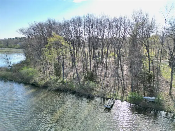 59136 Dove, Three Rivers, MI 49093