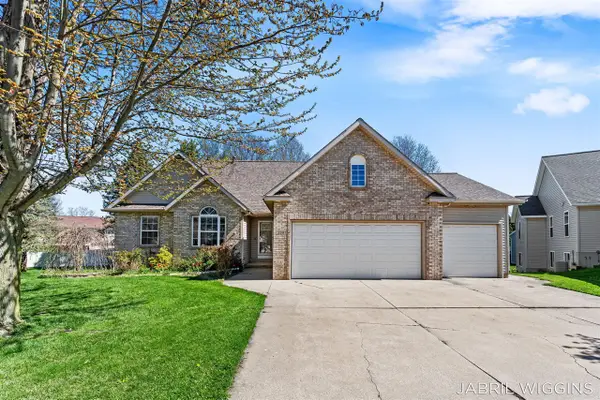 2991 Royal Blue, Holland, MI 49424