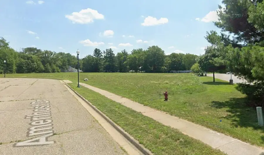 VL Amerihost, Dowagiac, MI 49047 - #2