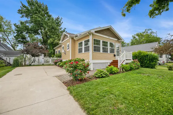 755 Indiana, South Haven, MI 49090
