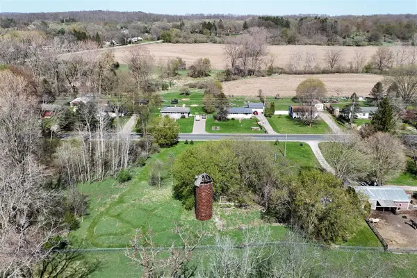 8423 Huron River, Dexter, MI 48130