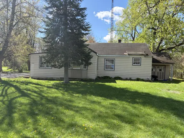 2394 Yankee, Niles, MI 49120