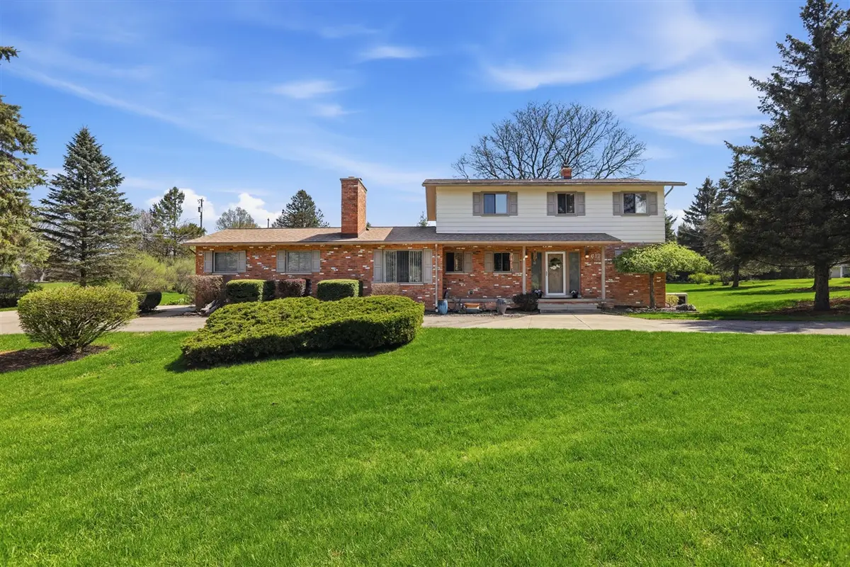 612 Dunross, Milford, MI 48381 - #1