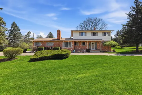 612 Dunross, Milford, MI 48381