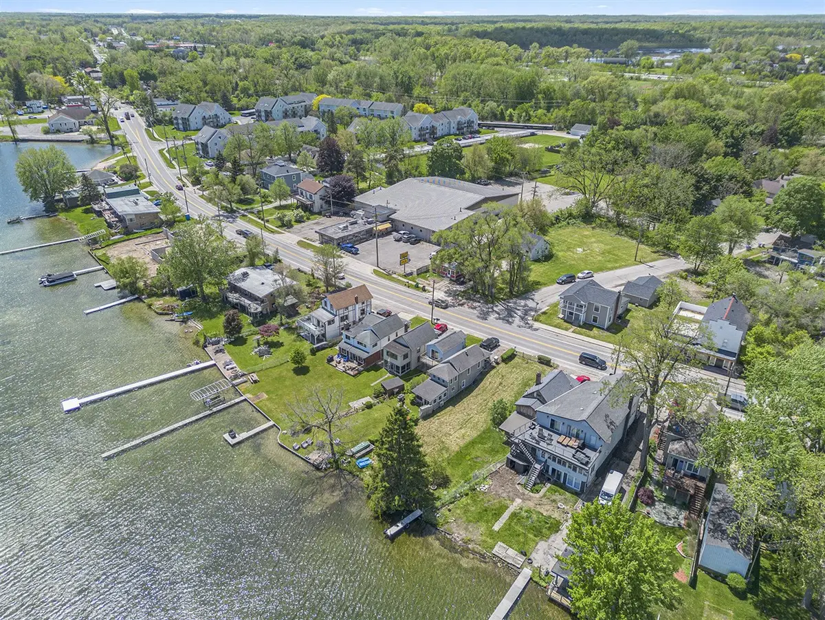 9510 Main, Whitmore Lake, MI 48189 - #1