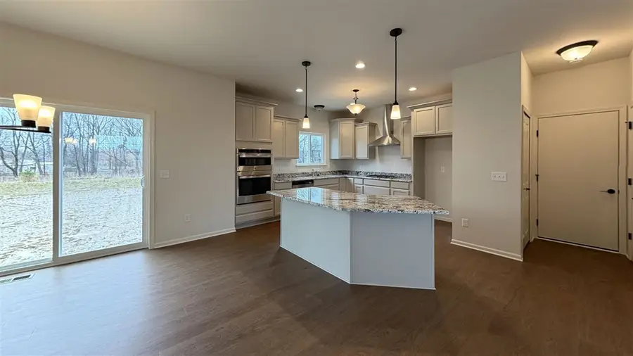 1246 Plum Grove, Monroe, MI 48161 - #2
