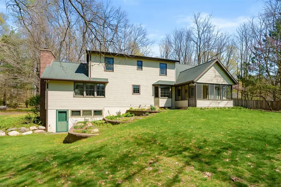 10501 N 22nd, Plainwell, MI 49080 - #2