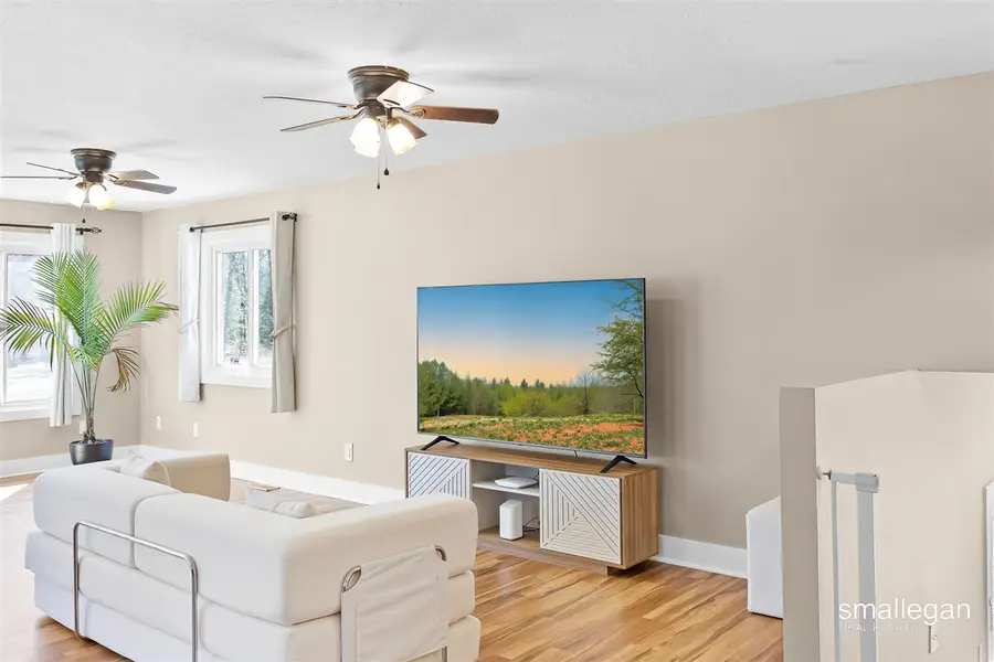 271 S Mill Iron, Muskegon, MI 49442 - #2