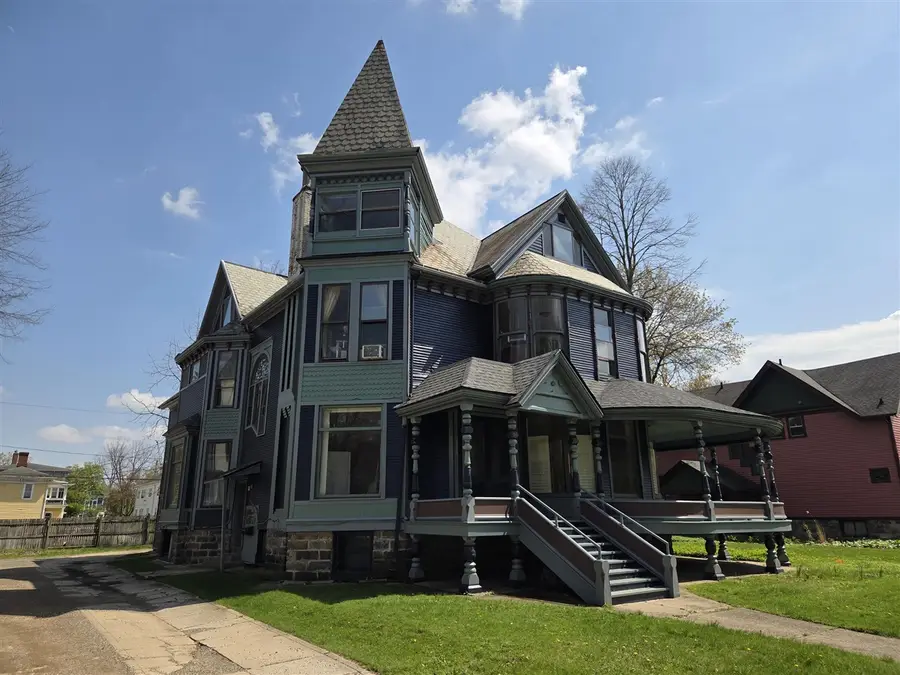 316/324 Stuart, Kalamazoo, MI 49007 - #2