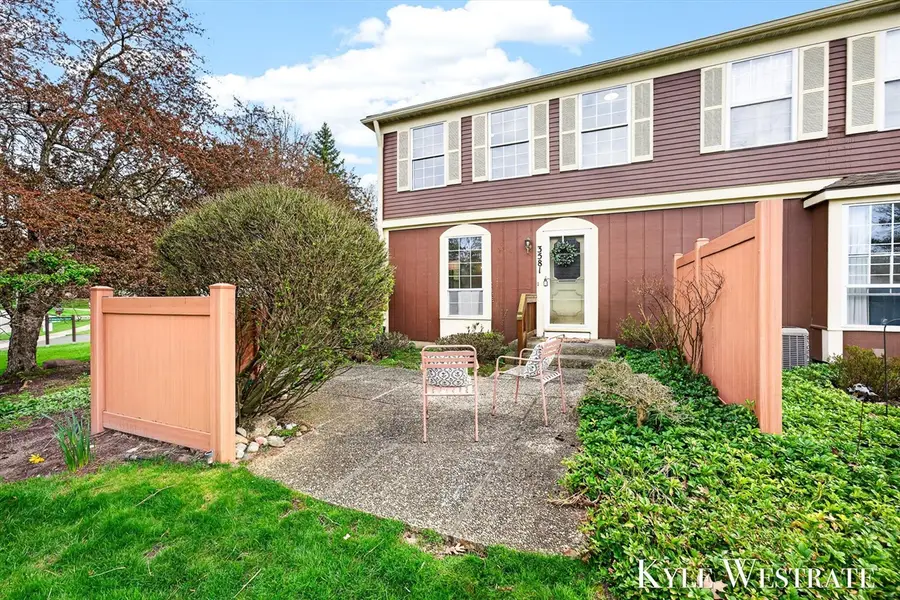 3581 Whispering Brook, Grand Rapids, MI 49508 - #2