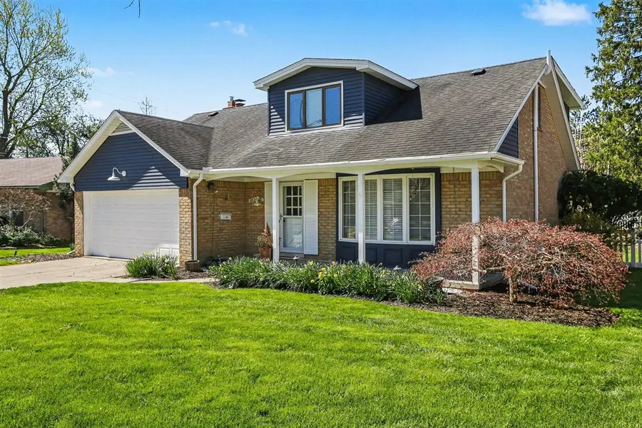 1830 Saxon, Ann Arbor, MI 48103 - #2