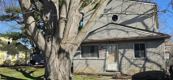 20661 Macel, Roseville, MI 48066