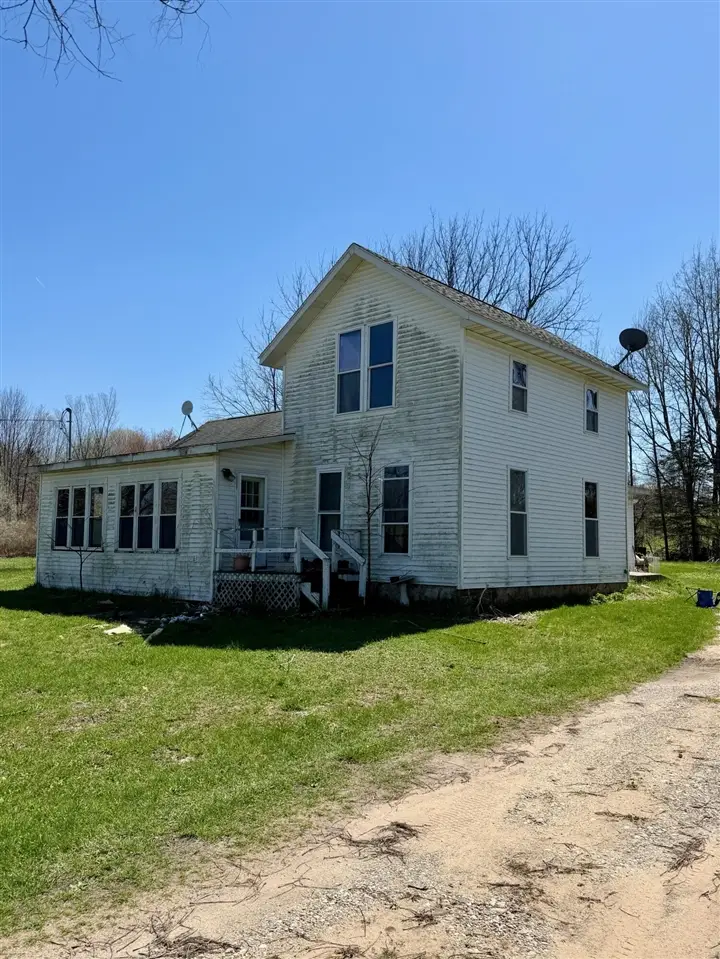 4888 W 12th, Fremont, MI 49412 - #2