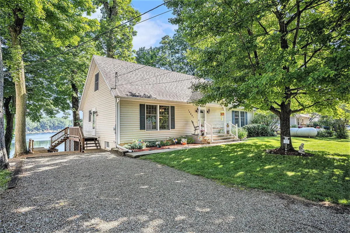 15891 Lakeview, Buchanan, MI 49107 - #1