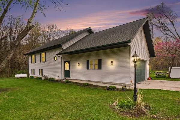 29542 Priest, Dowagiac, MI 49047