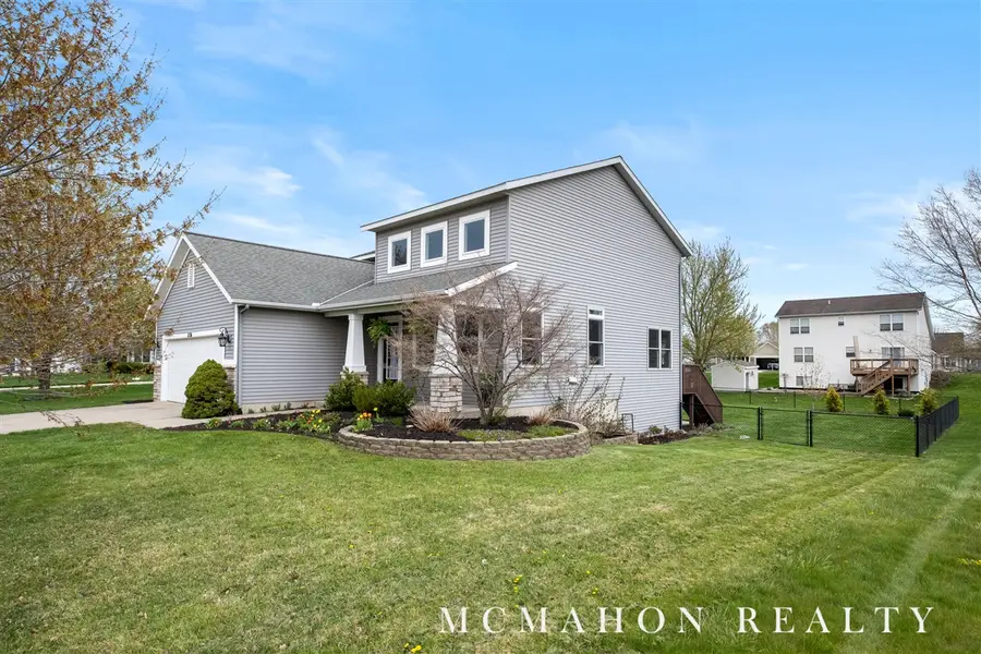 3736 Sussex, Zeeland, MI 49464 - #2