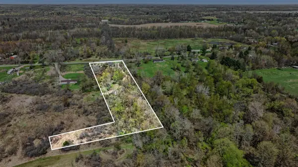 37103 Cr 390, Gobles, MI 49055