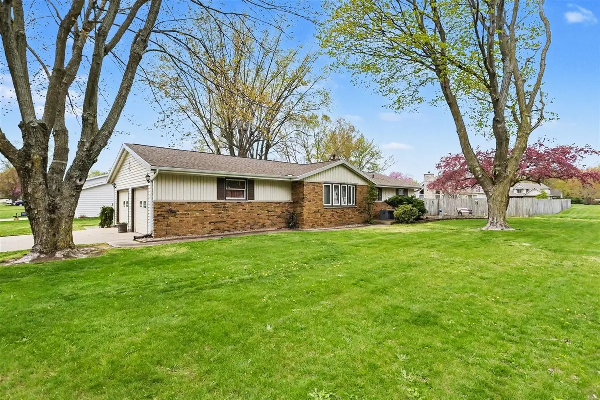 3986 Washington, Saint Joseph, MI 49085 - #1